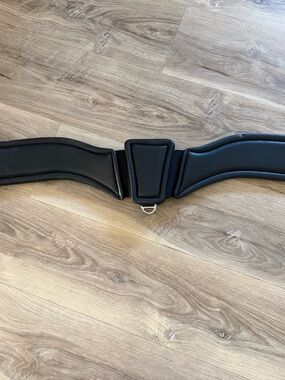 Total Saddle Fit Black Stretch Tec Shoulder Relief Girth-50”